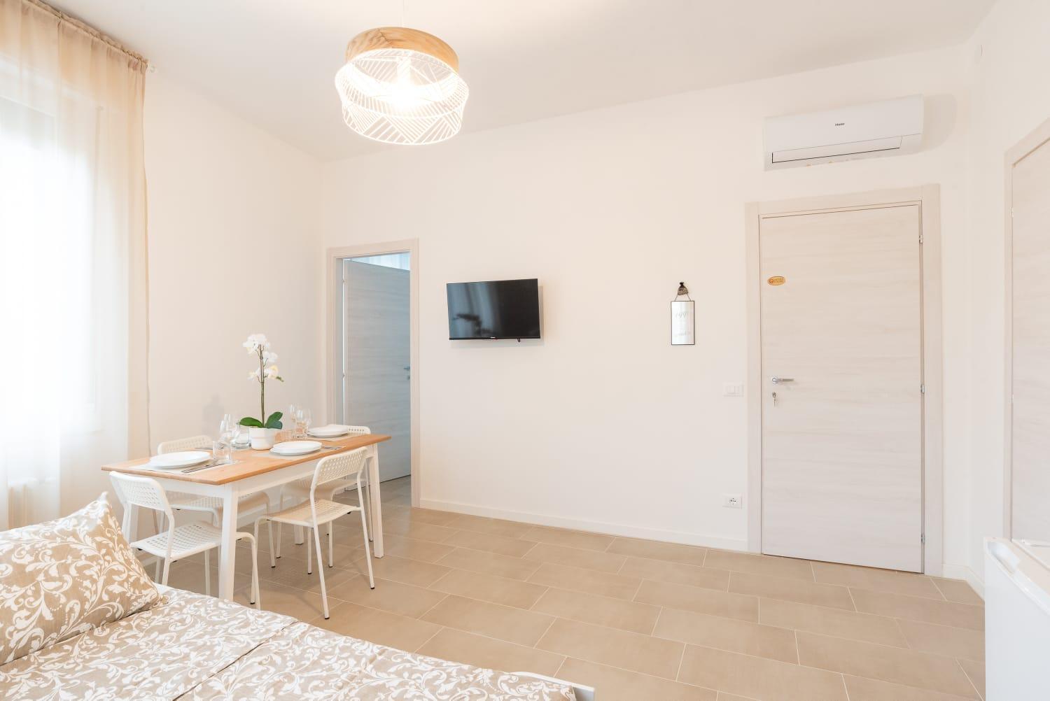 Mentana Guest house *